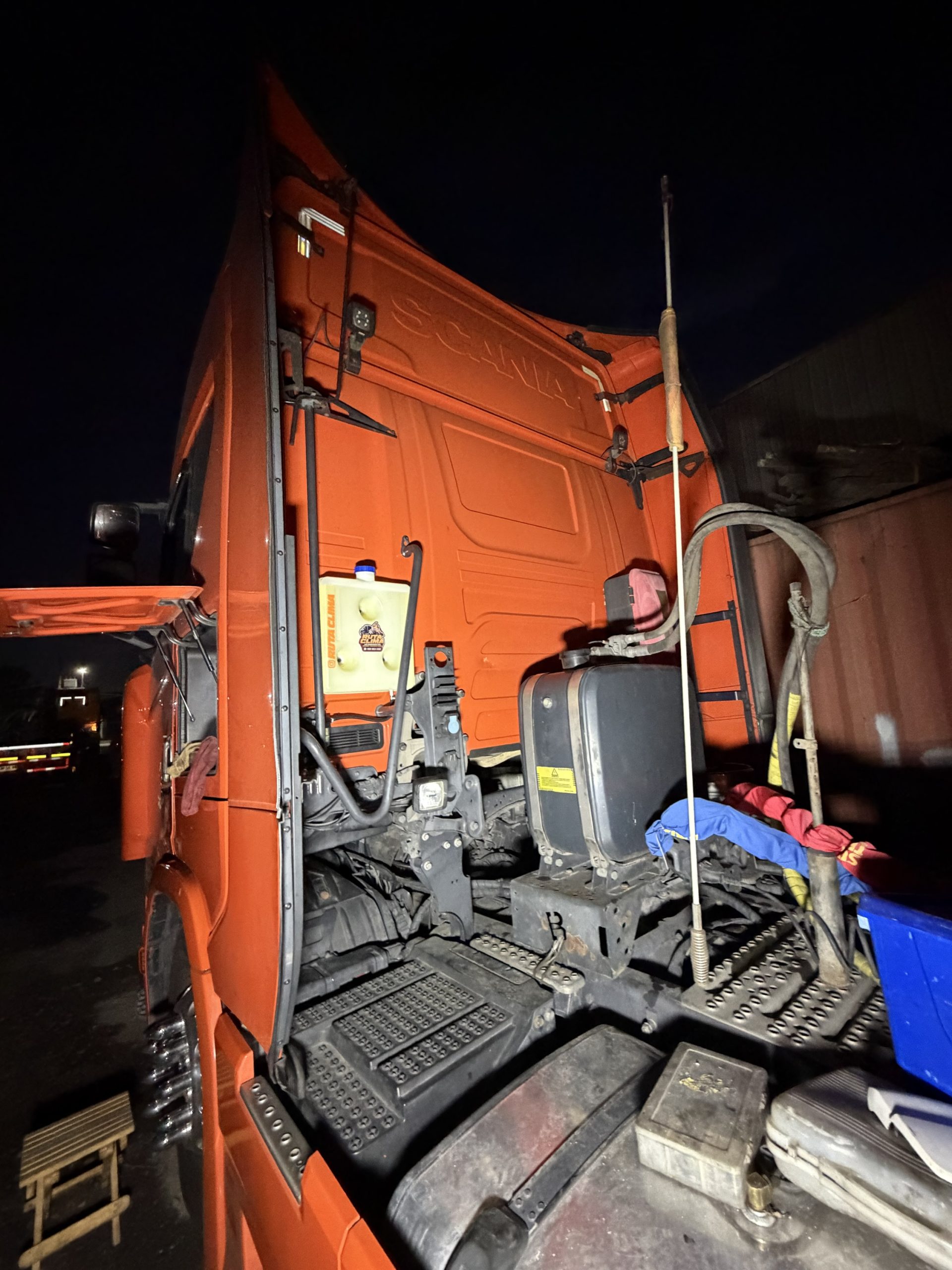 Calefacción Estacionaria Diésel 24V 5KW para Scania R, G, P y Serie S - Imagen 4