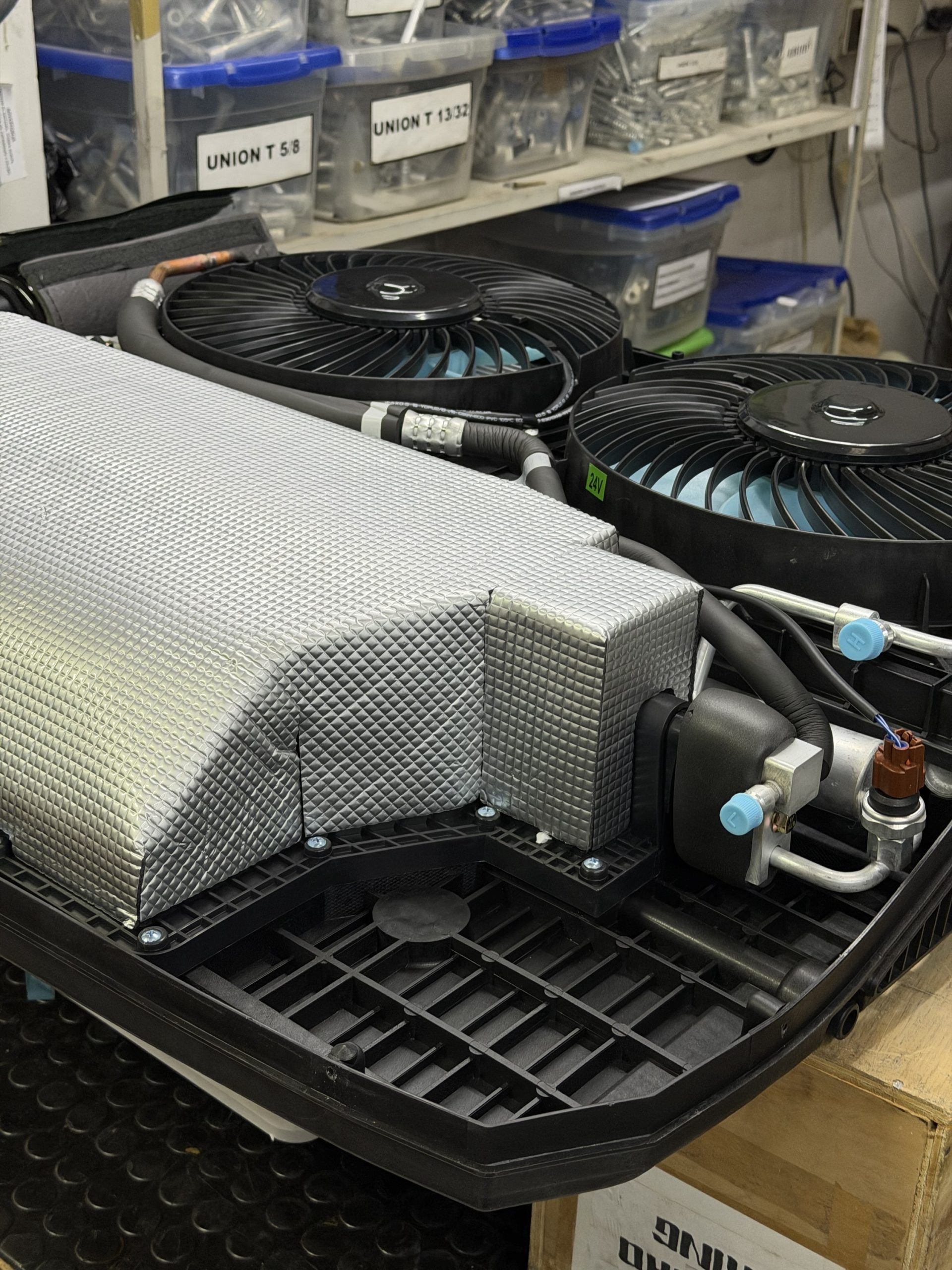 Aire Acondicionado RT-60 24V | Doble Electroventilador Brushless - Imagen 5
